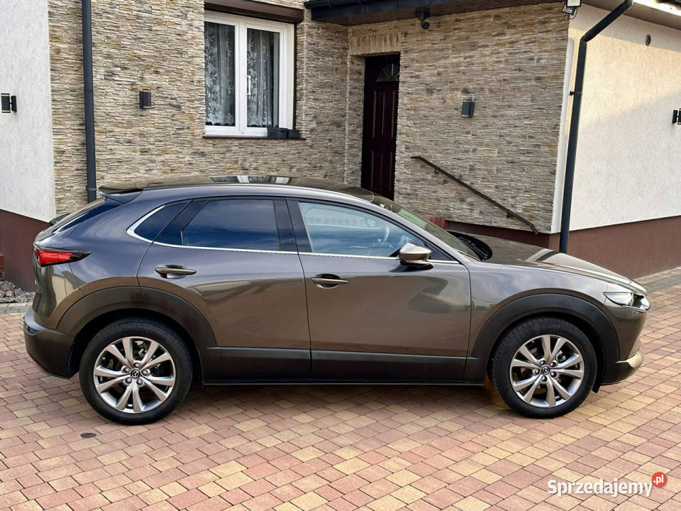 Mazda CX30 manualna Sadlno