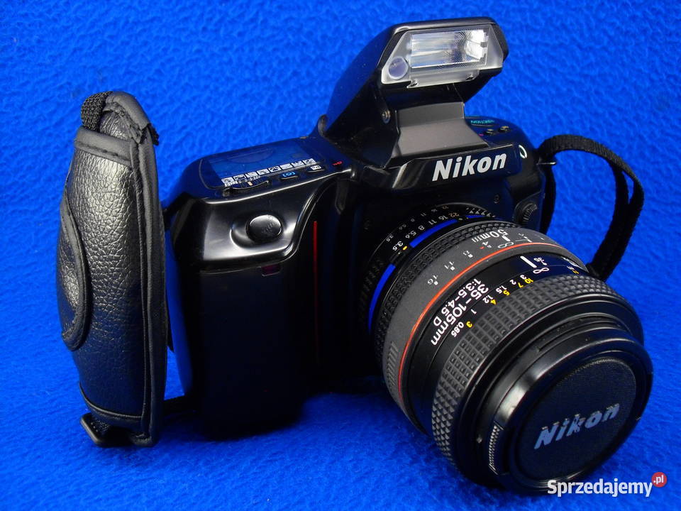 NIKON F70 z obiektywem i handgripem Bielawa