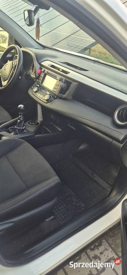 Toyota RAV4 biała perła RAV4
