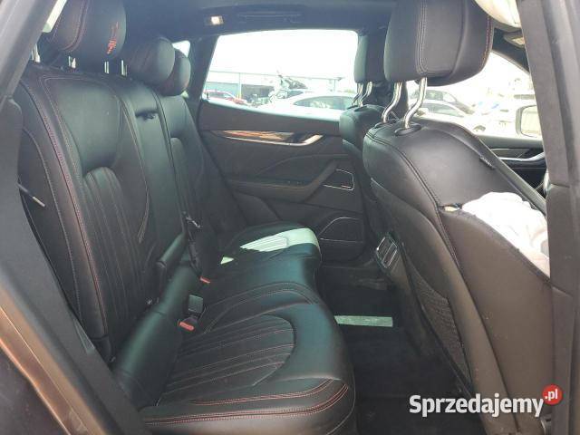 Maserati Levante 2019 30 V6 345 uszkodzony mazowieckie