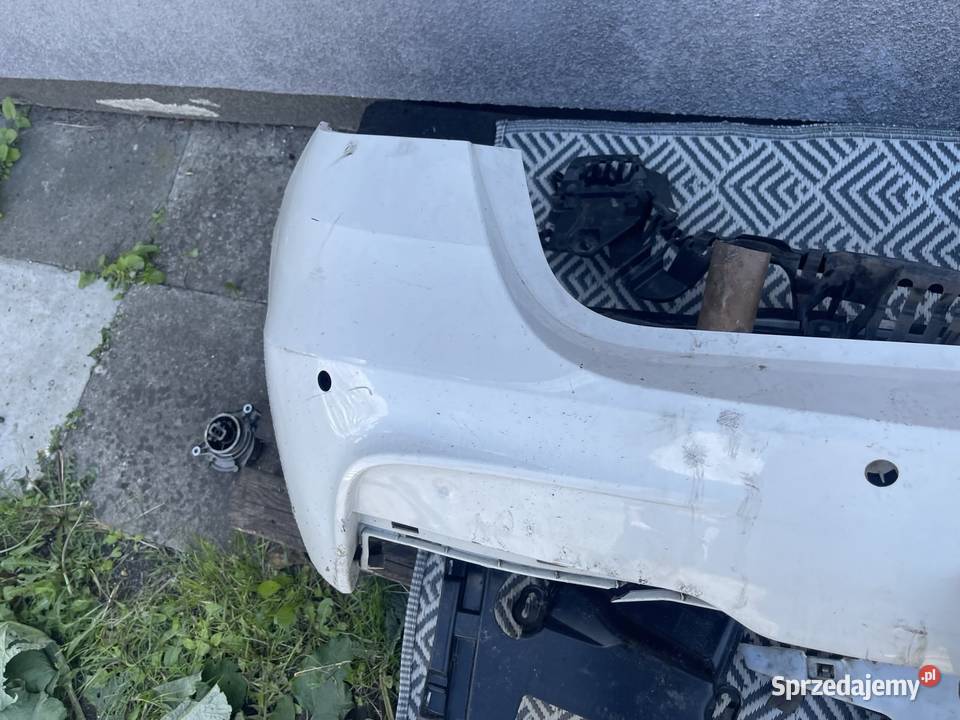 Kompletny tył BMW F31 A300 lift Mpakiet dyfuzor Stalowa Wola