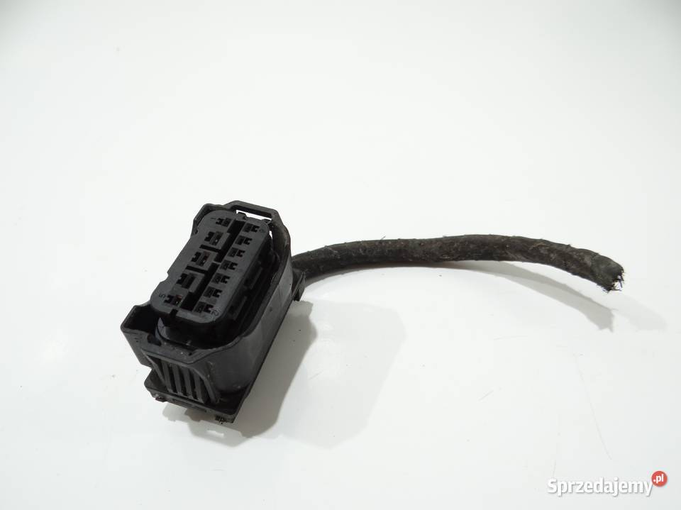 KOSTKA WTYCZKA LAMPY PRZÓD BMW F31 H7 osobowe Lampy przednie lubelskie Strzyżewice