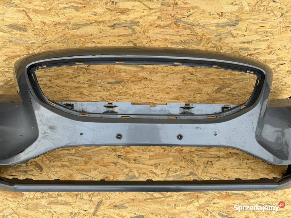 Zderzak przód Volvo v40 II 2 12 na spryski Międzychód