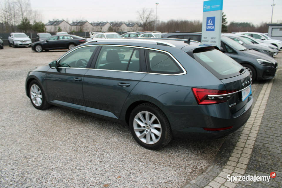koda Superb Ambition DSG Nawigacja netto 69 837 lakier metallic Škoda Warszawa sprzedam