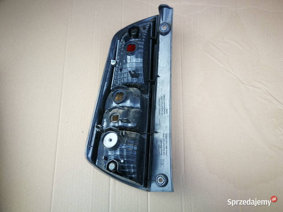 Lampa tył lewa prawa Daihatsu Sirion 2 II Międzychód