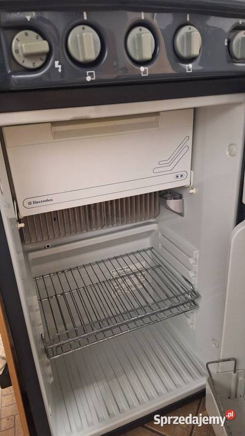 Lodówka Elektrolux 12 230V gaz zlewkuchenka Kielno sprzedam