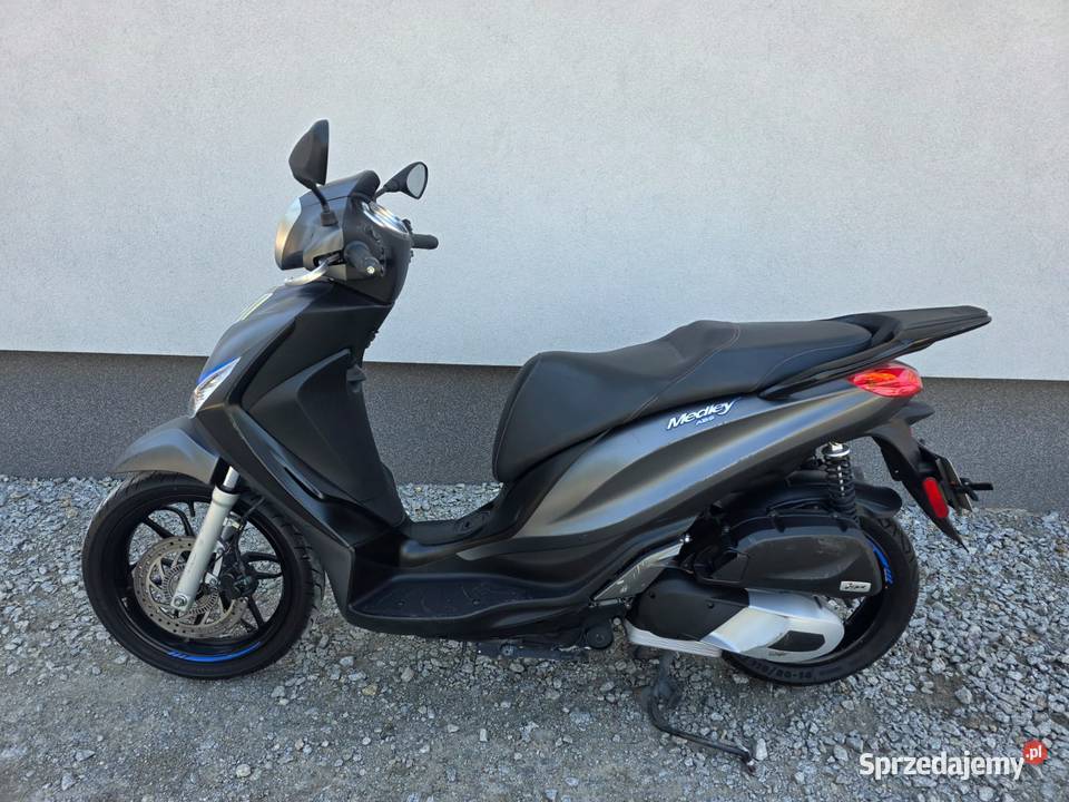 Piaggio medley 125 beverly yamaha nmax honda sh Rok produkcji 2016 Ostrów Wielkopolski