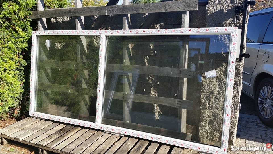 Drzwi aluminiowe z witrynami Łomianki