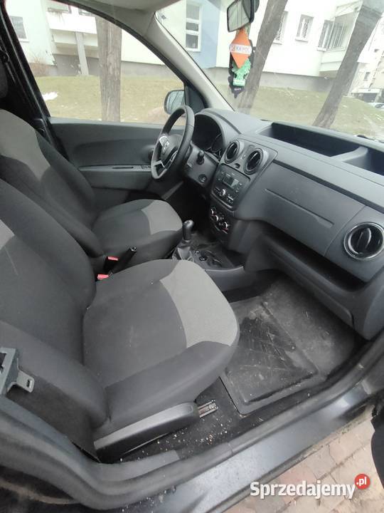 Syndyk sprzeda Dacia Dokker 16 SCe 100 2018 r benzyna+LPG Warszawa