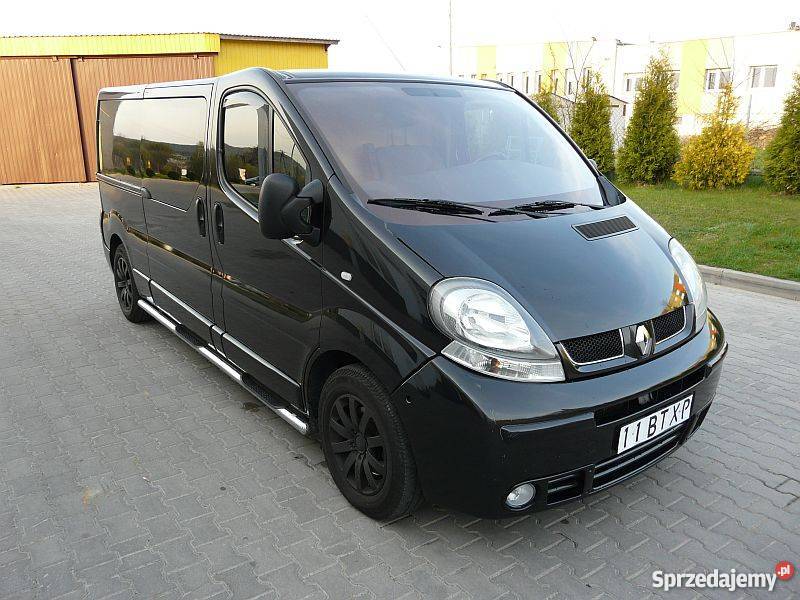 RENAULT TRAFIC 25 DCI 135 Długi KLIMA VAT marża Kielce sprzedam