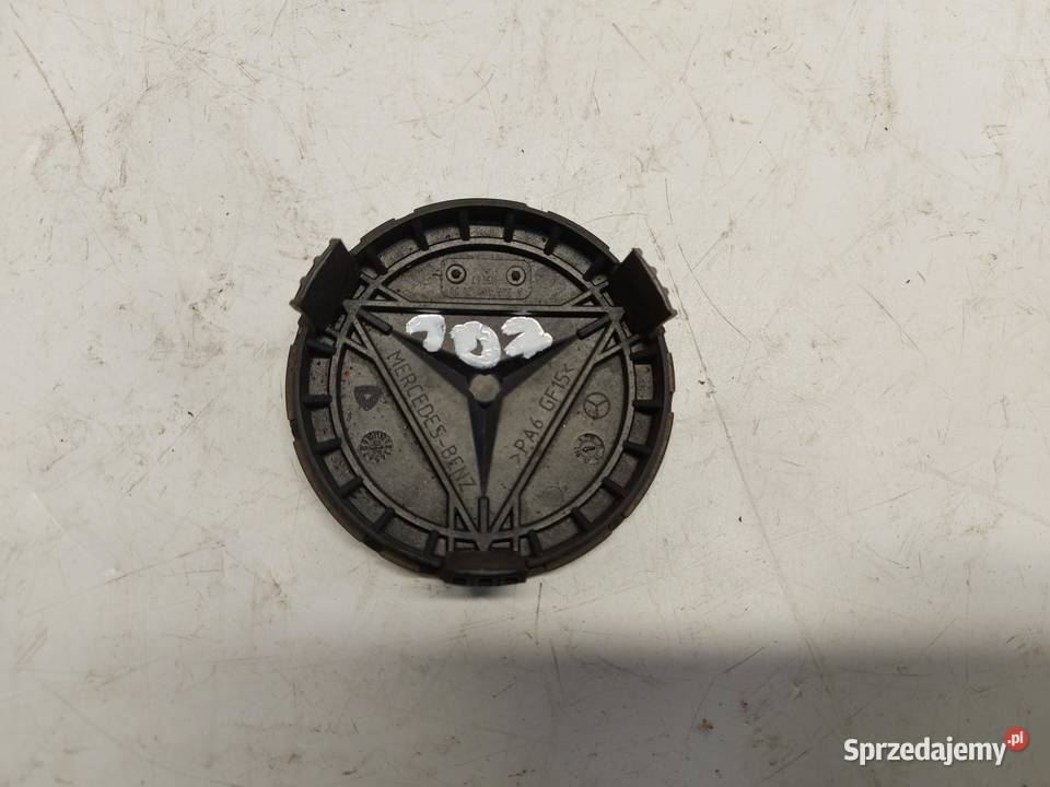 Mercedes EQC 400 W293 ZNACZEK EMBLEMAT