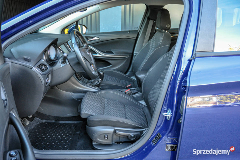 Opel Astra 16CDTI Bezwypadkowa 2017 r Wrocław