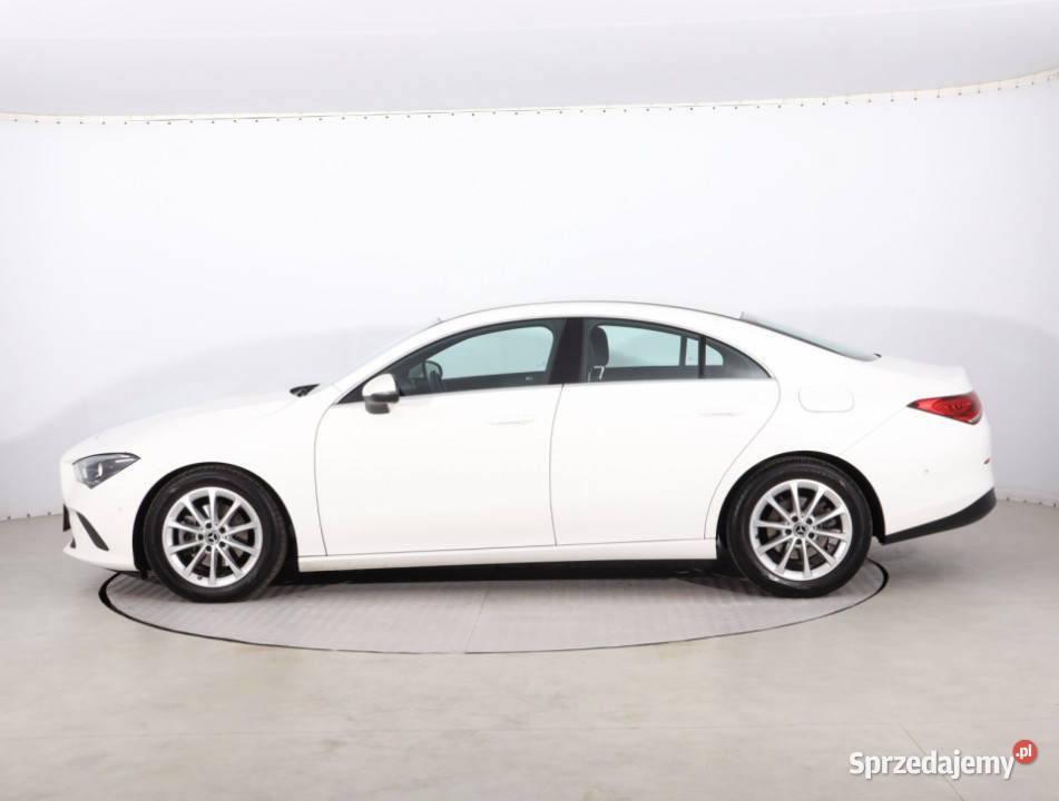 Mercedes CLA 200 sprzedam