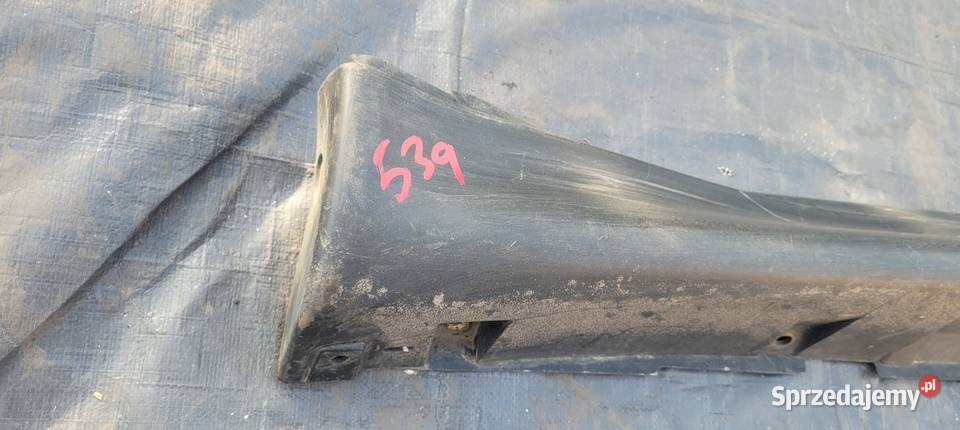 NISSAN JUKE PRAWY PRÓG LISTWA PROGOWA PRAWA osobowe Ruda Śląska