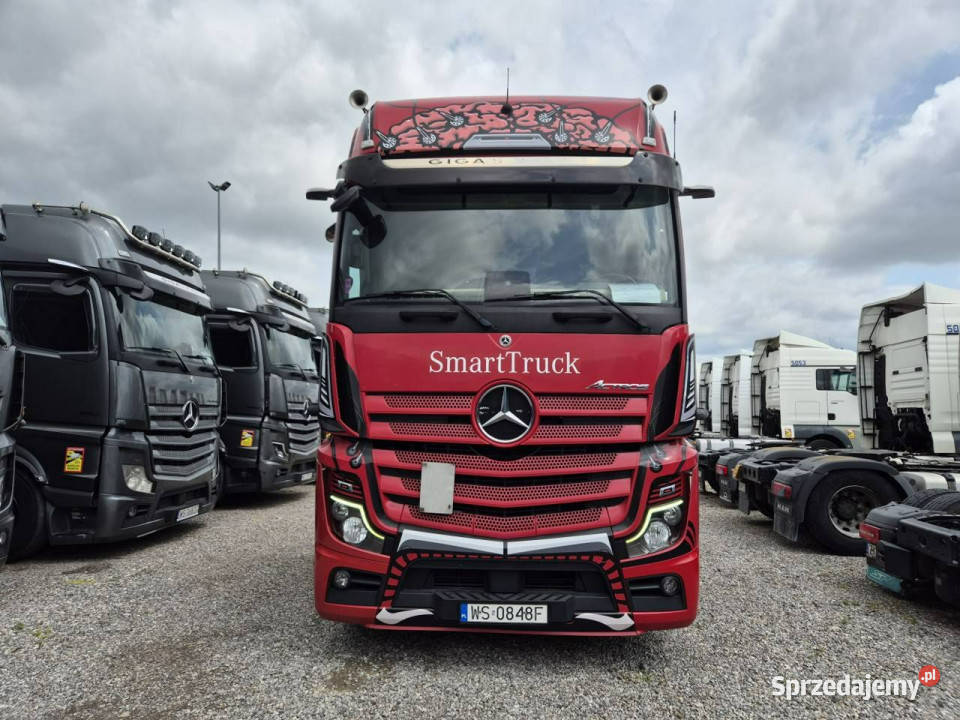 Mercedes actros Samochody ciężarowe Komorniki