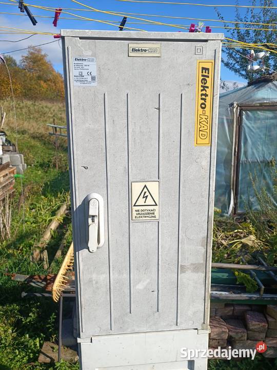 zewnętrzna szafa rozdzielcza elektr wyposazona w