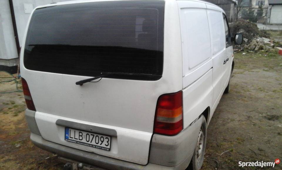 Mercrdes Benz Vito 108D biały