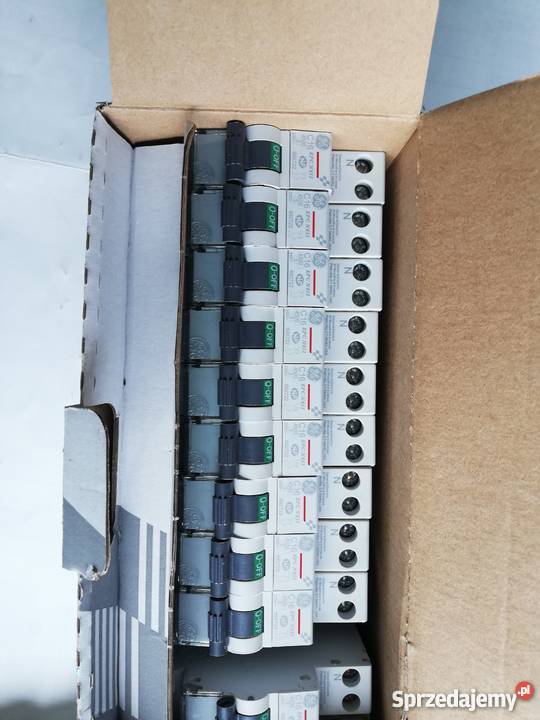 Wyłącznik nadrpądowy C16 Unibis EPC N451 230V GE Dąbrowa Górnicza