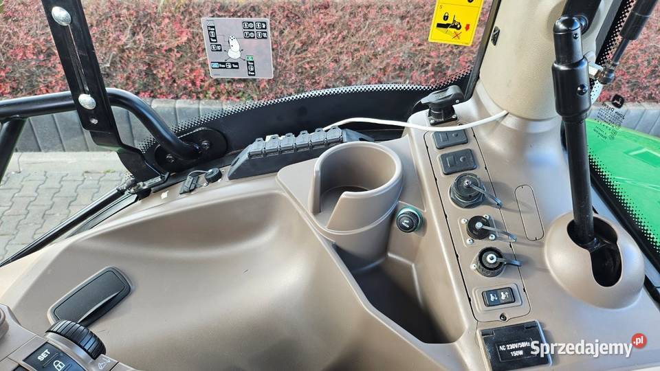 Ciągnik rolniczy John Deere 6155 R Jatutów