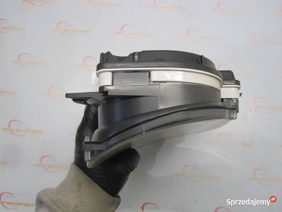 OPEL CORSA D LIFT 13r licznik zegary ANGLIK osobowe