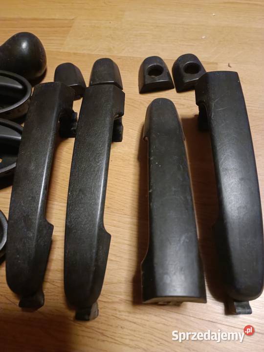 Klamki toyota Yaris 2 Poznań sprzedam