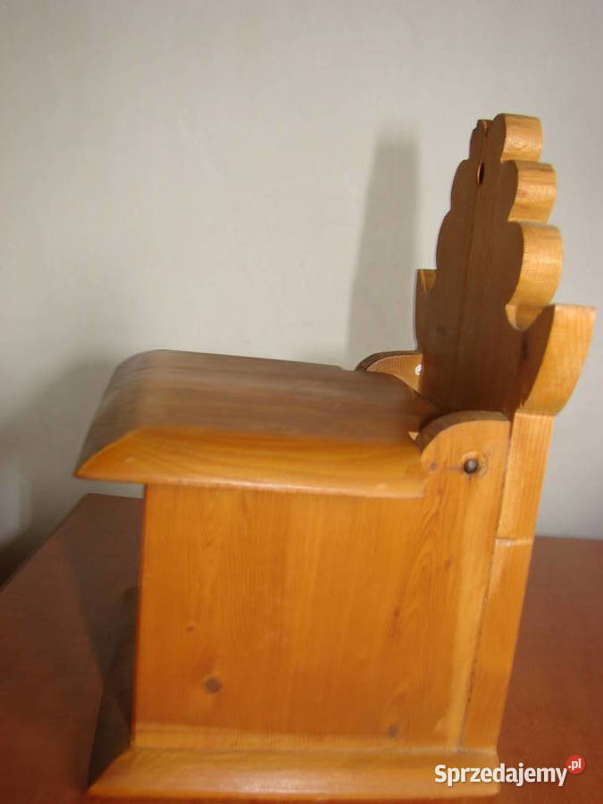 stary drewniany kuchenny pojemnik na sól pomorskie