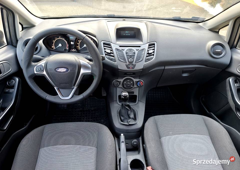 Ford Fiesta Salon Polska 2017R 125 Benzyna 82 5 Rok produkcji 2017 Wodzisław