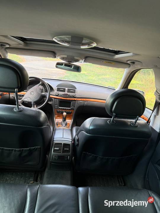 2003 MercedesBenz W211 Ujazd