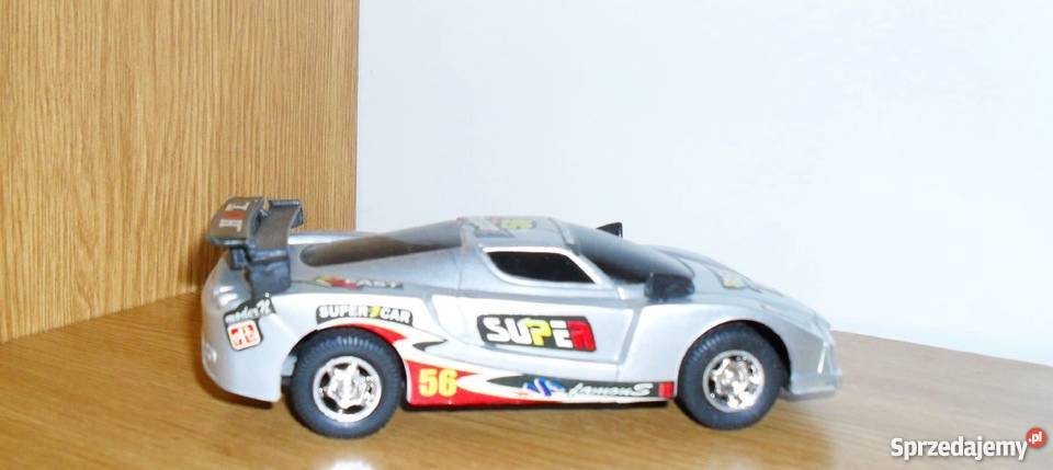 KOLOROWE MAŁE SAMOCHODZIKI AUTKO RESORAK WIĘKSZY Łódź