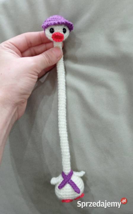 Śmieszna kaczka z długą szyją wykonana na łódzkie Łask