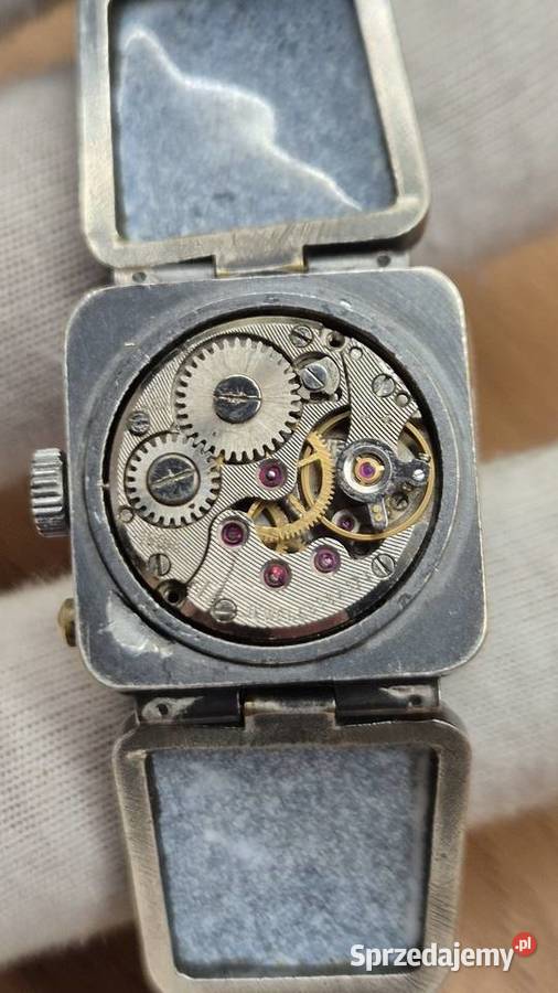 Zegarek CHAIKA z kwiatową emaliowaną Chorzów