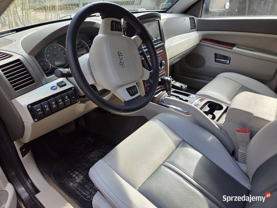 Jeep Grand Cherokee 57 HEMI z LPG