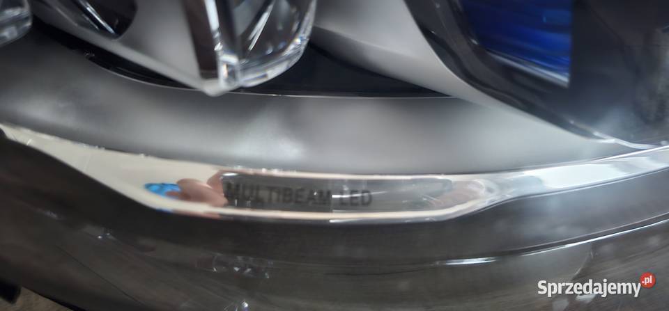 MercedesBenz Cklasa W205 Reflektor LED prawy Lampy przednie Pielgrzymka