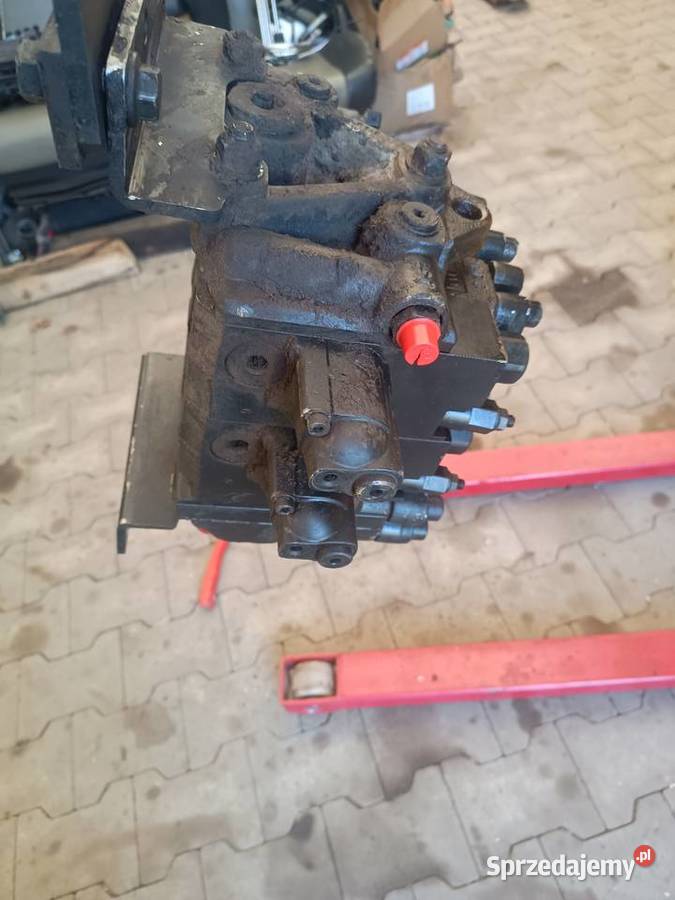 Volvo L110G zawór hydrauliczny 11445349 Staszów