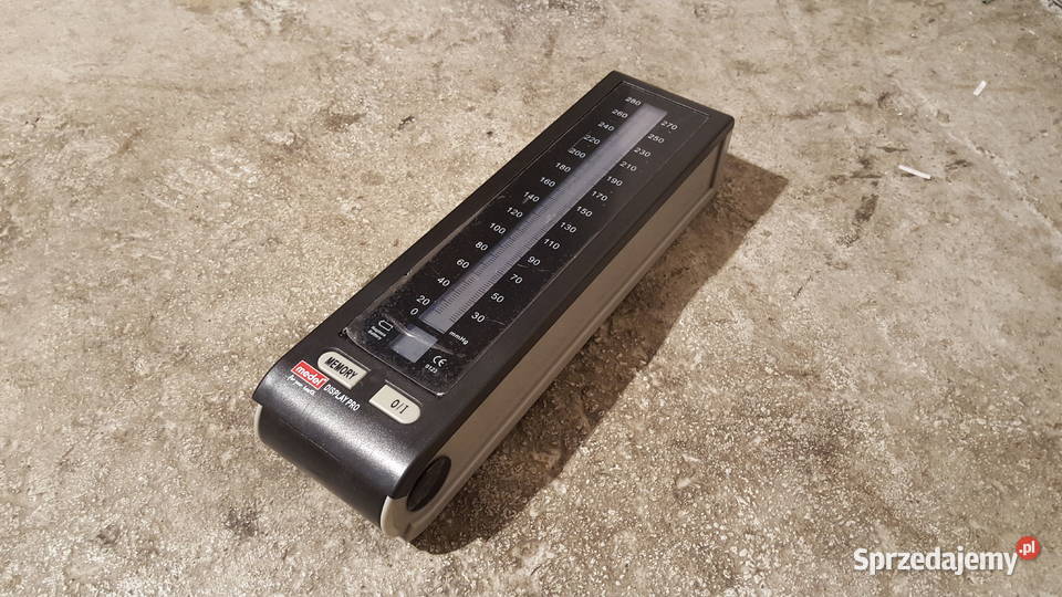 Ciśnieniomierz analogowy z wyświetlaczem LCD Zielona Góra