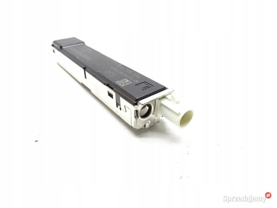 WZMACNIACZ ANTENY ANTENOWY 8U0035225A AUDI Q3 8U sprzedam