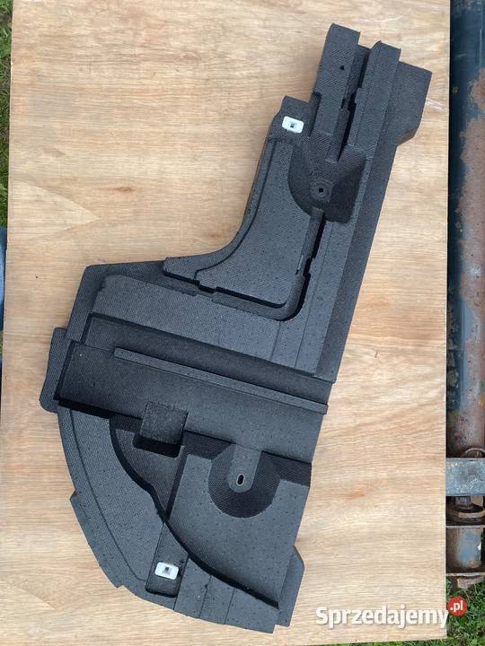SUBARU pianka bagażnika lewa 95086AJ010 Dębica
