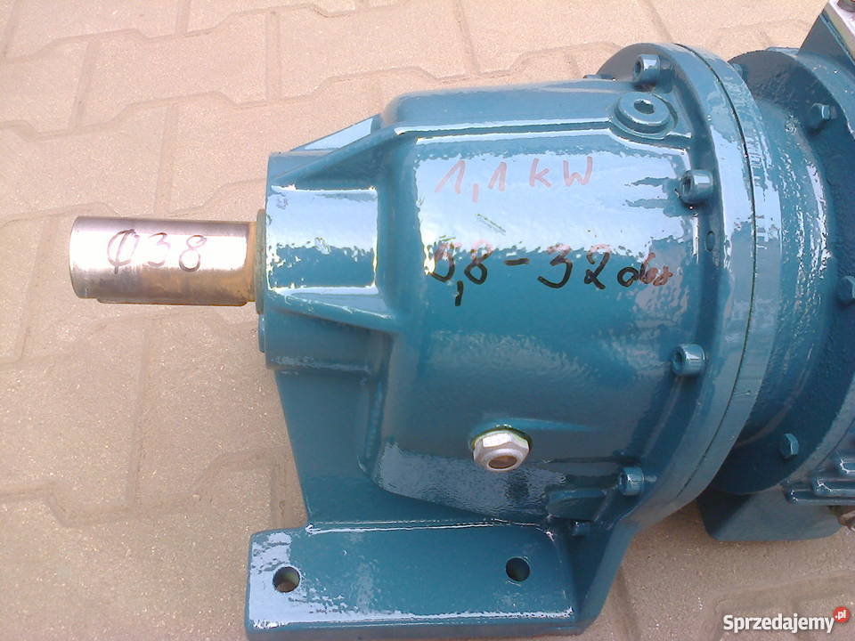Motoreduktor 11 kW 58 32 obr 3faz Leszno