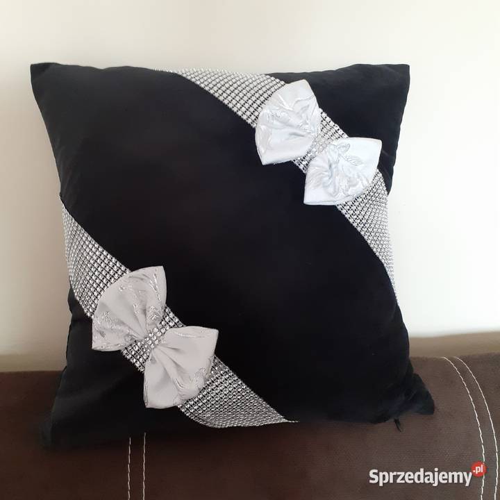 Poszewki z kokardkami różne kolory wielokolorowy Mława sprzedam