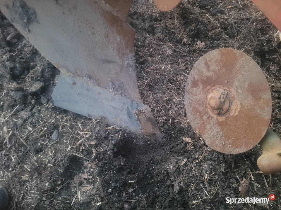 Pług 3 skibowy kverneland pomorskie Przodkowo