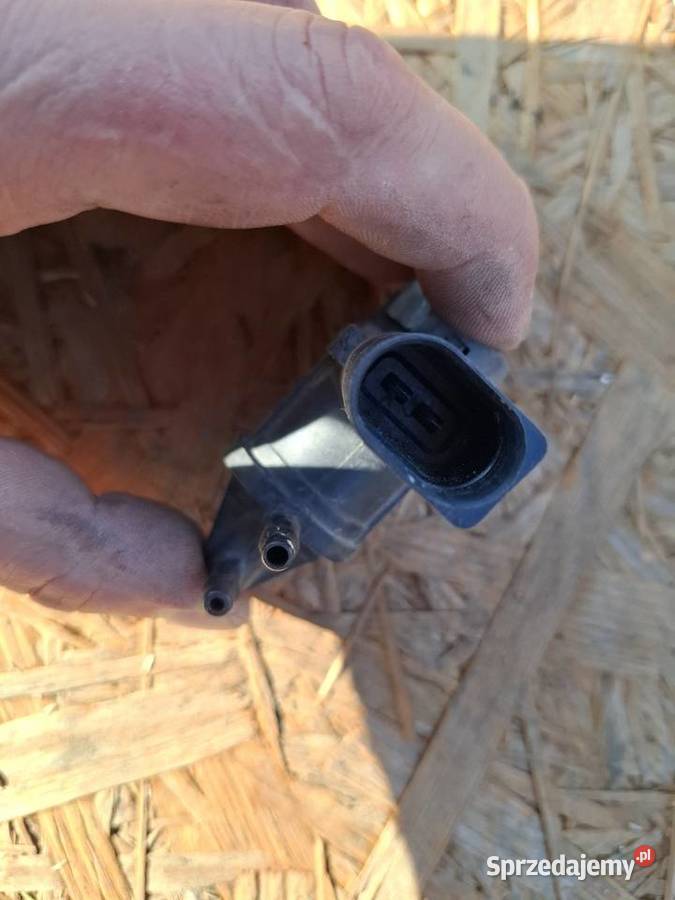 Zawór podciśnienia EGR 19 TDI 1J0906283C A3 8L osobowe Przyborów