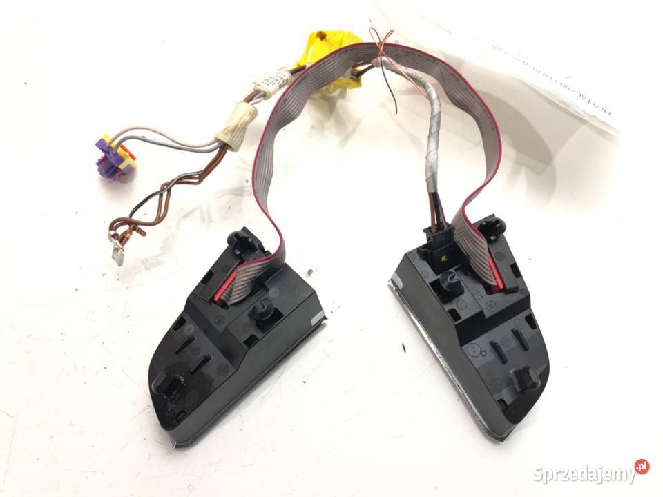 PRZEŁĄCZNIKI KIEROWNICY MULTIFUNKCJA SEAT ARONA osobowe