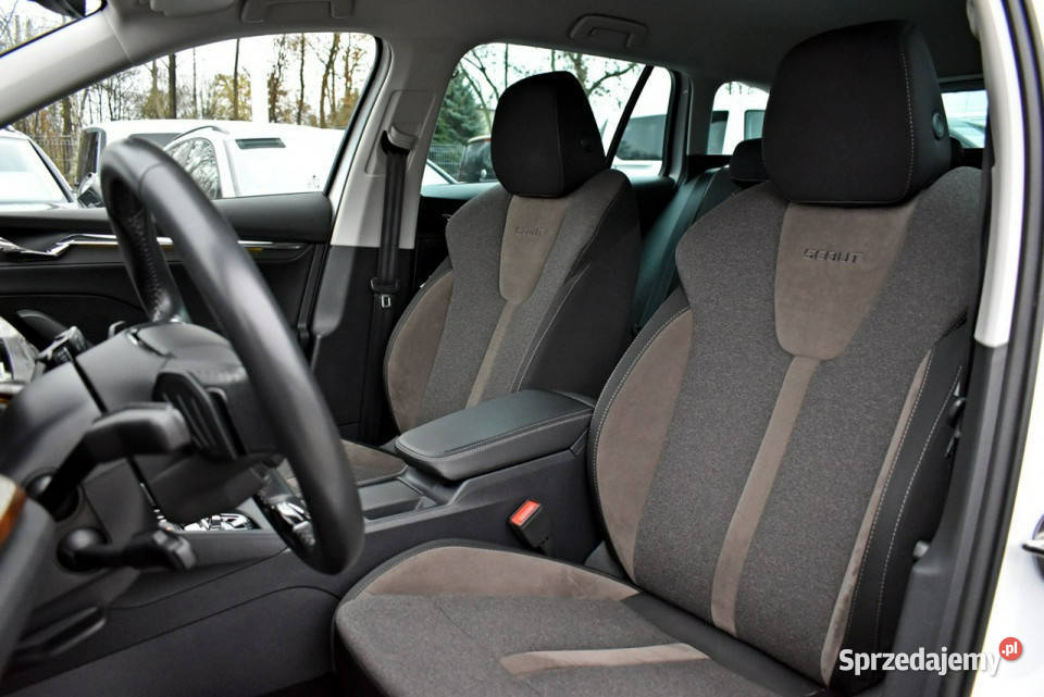 koda Octavia Bezwypadkowy Salon Polska Serwis czujnik parkowania Łódź