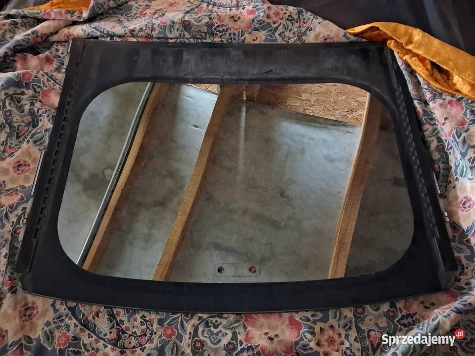 Peugeot 205 oś tylna drzwi tapicerka plastiki Żdżenice