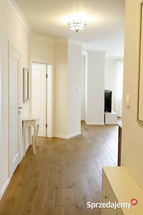 Przestronne 4pokojowe mieszkanie 2 miejsca Liczba pokoi 4