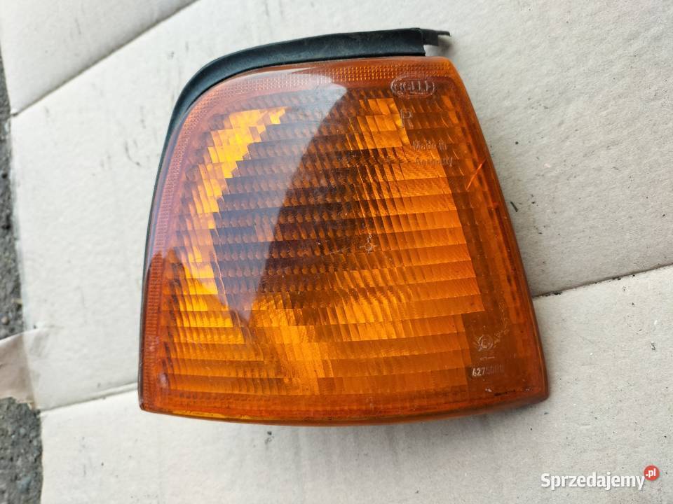 AUDI 80B3 80 B3 KIERUNKOWSKAZ PRAWY lubelskie Kamień-Kolonia