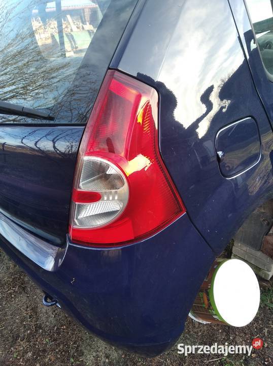 Lampa prawa tył Dacia Sandero Nisko