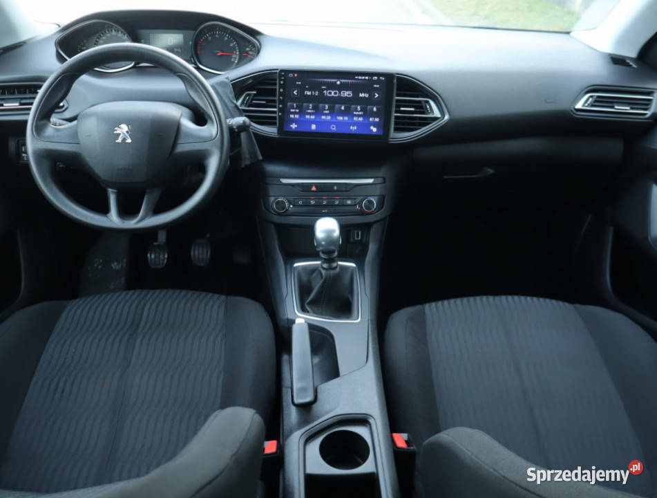 Peugeot 308 12 PureTech łódzkie