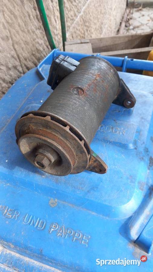 Prądnica DDR niemiecka 6V 200W Trabant Ursus Rożnowa