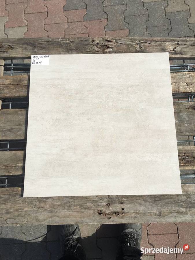 Gres płytka podłogowa brush szary lapp 597x597 Płytki podłogowe Reguły